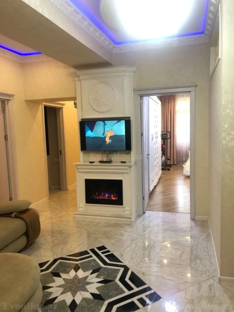 Satılır 5 otaqlı Mənzil Yeni tikili 170 m² İnşaatçılar m. - şəkil 17