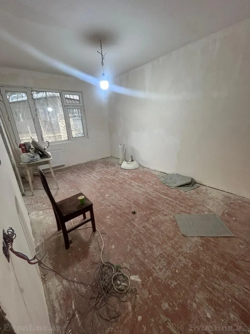 Satılır 1 otaqlı Mənzil Köhnə tikili 30 m² 4-cü mikrorayon