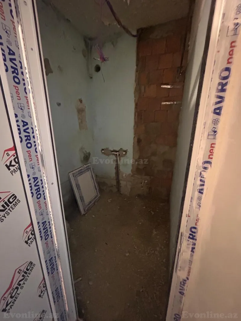 Satılır 1 otaqlı Mənzil Köhnə tikili 30 m² 4-cü mikrorayon - şəkil 3