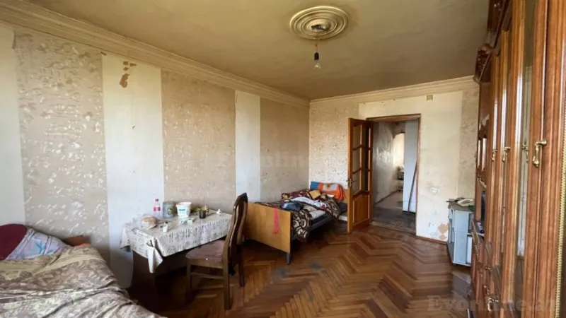 Satılır 3 otaqlı Mənzil Köhnə tikili 80 m² Nəsimi r. - şəkil 5