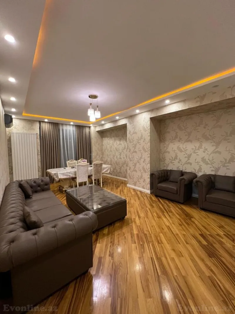 Kirayə verilir 3 otaqlı Mənzil Yeni tikili 160 m² Elmlər Akademiyası m.