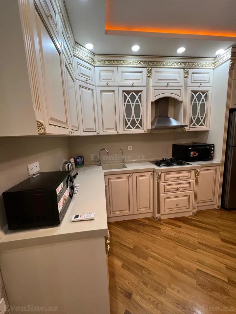 Kirayə verilir 3 otaqlı Mənzil Yeni tikili 160 m² Elmlər Akademiyası m. - şəkil 5