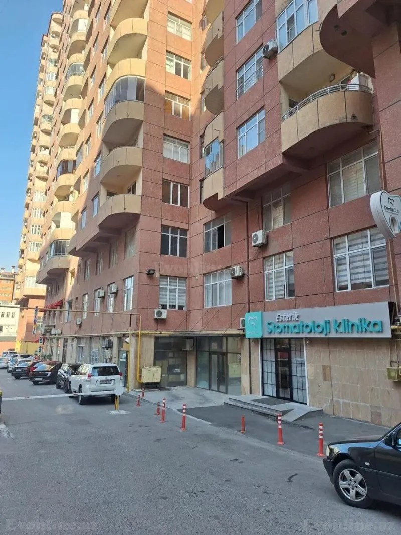 Satılır 4 otaqlı Mənzil Yeni tikili 200 m² Nərimanov r. - şəkil 20