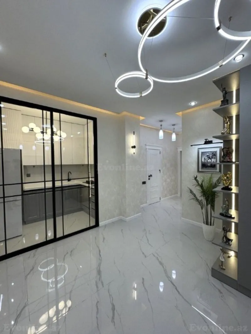 Satılır 3 otaqlı Mənzil Yeni tikili 102 m² Nərimanov r. - şəkil 4