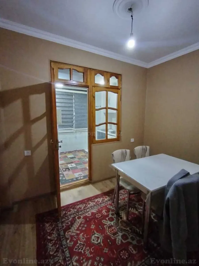 Kirayə verilir 2 otaqlı Mənzil Köhnə tikili 50 m² Xətai r. - şəkil 6