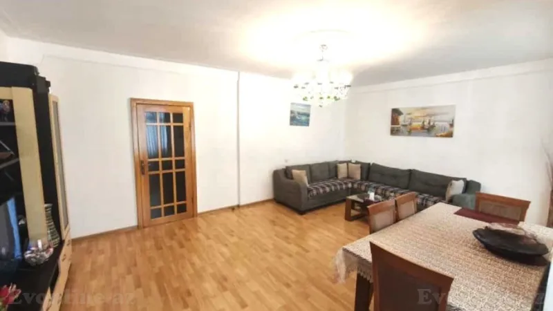 Satılır 3 otaqlı Mənzil Köhnə tikili 102 m² Memar Əcəmi m. - şəkil 3