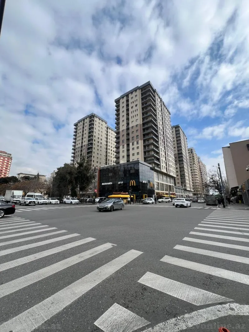 Satılır 4 otaqlı Mənzil Yeni tikili 160 m² Nəsimi r.