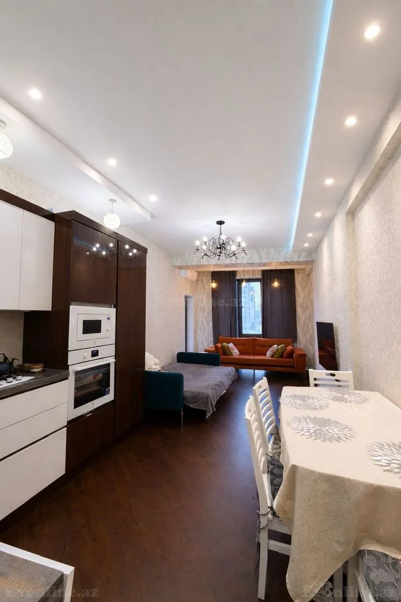Satılır 2 otaqlı Mənzil Yeni tikili 72 m² 28 May m. - şəkil 2