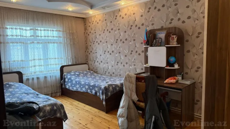 Satılır 4 otaqlı Mənzil Köhnə tikili 110 m² Yeni Yasamal - şəkil 3