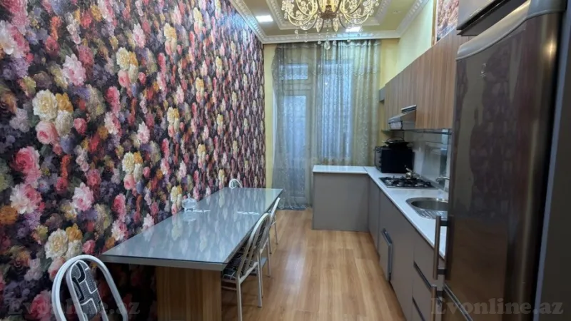 Kirayə verilir 4 otaqlı Mənzil Köhnə tikili 160 m² 28 May m. - şəkil 8