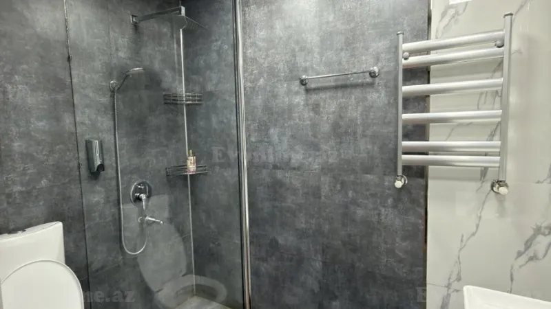 Kirayə verilir 4 otaqlı Mənzil Köhnə tikili 160 m² 28 May m. - şəkil 18