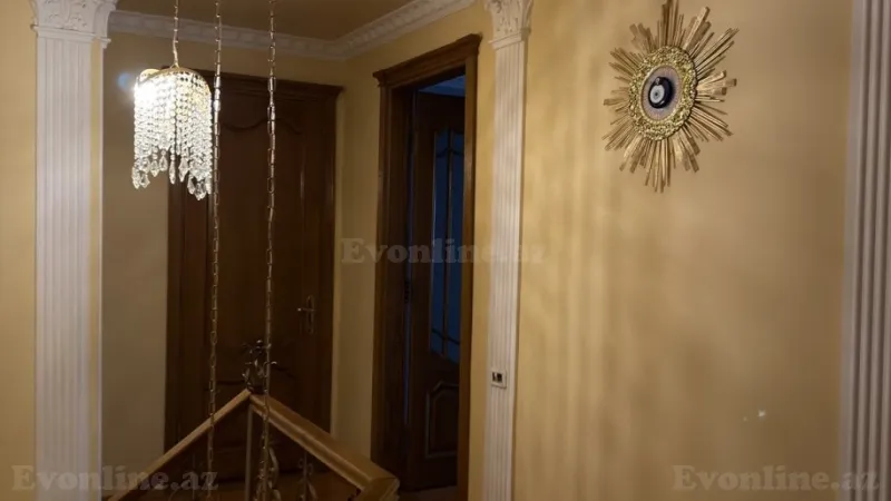 Kirayə verilir 4 otaqlı Mənzil Köhnə tikili 160 m² 28 May m. - şəkil 25