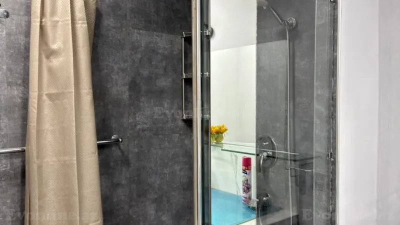 Kirayə verilir 4 otaqlı Mənzil Köhnə tikili 160 m² 28 May m. - şəkil 26