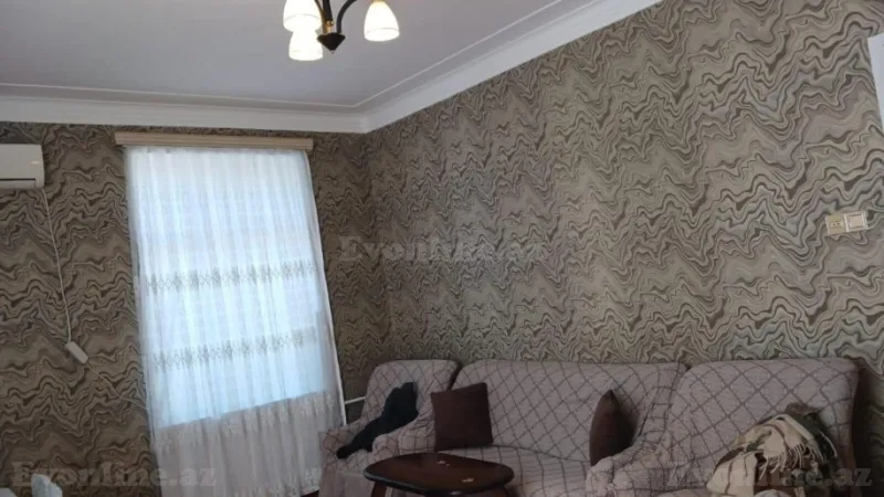 Kirayə verilir 2 otaqlı Mənzil Köhnə tikili 60 m² Sabunçu r.