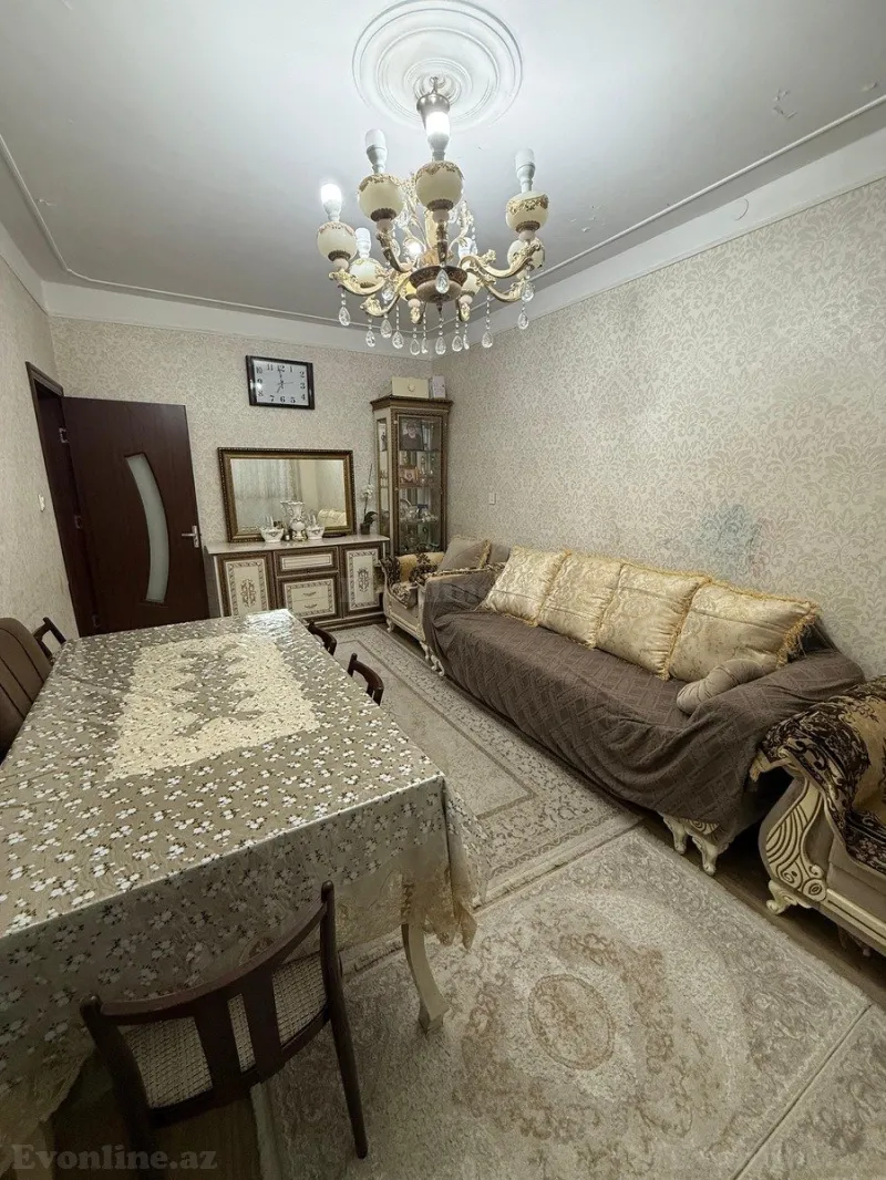 Satılır 3 otaqlı Mənzil Köhnə tikili 85 m² Əhmədli