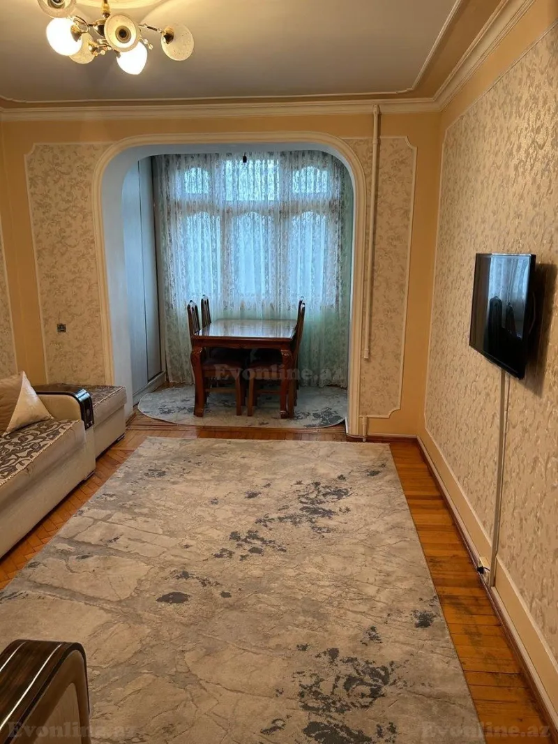 Satılır 2 otaqlı Mənzil Köhnə tikili 50 m² 8-ci kilometr - şəkil 4