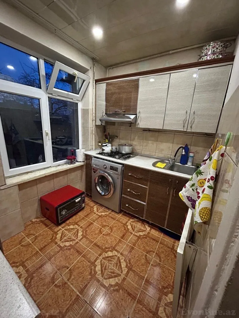 Satılır 2 otaqlı Mənzil Köhnə tikili 50 m² 8-ci kilometr - şəkil 8