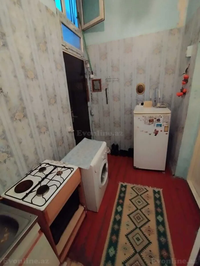 Bakı, Səbail r., İçərişəhər m.da 1 otaqlı mənzil satılır