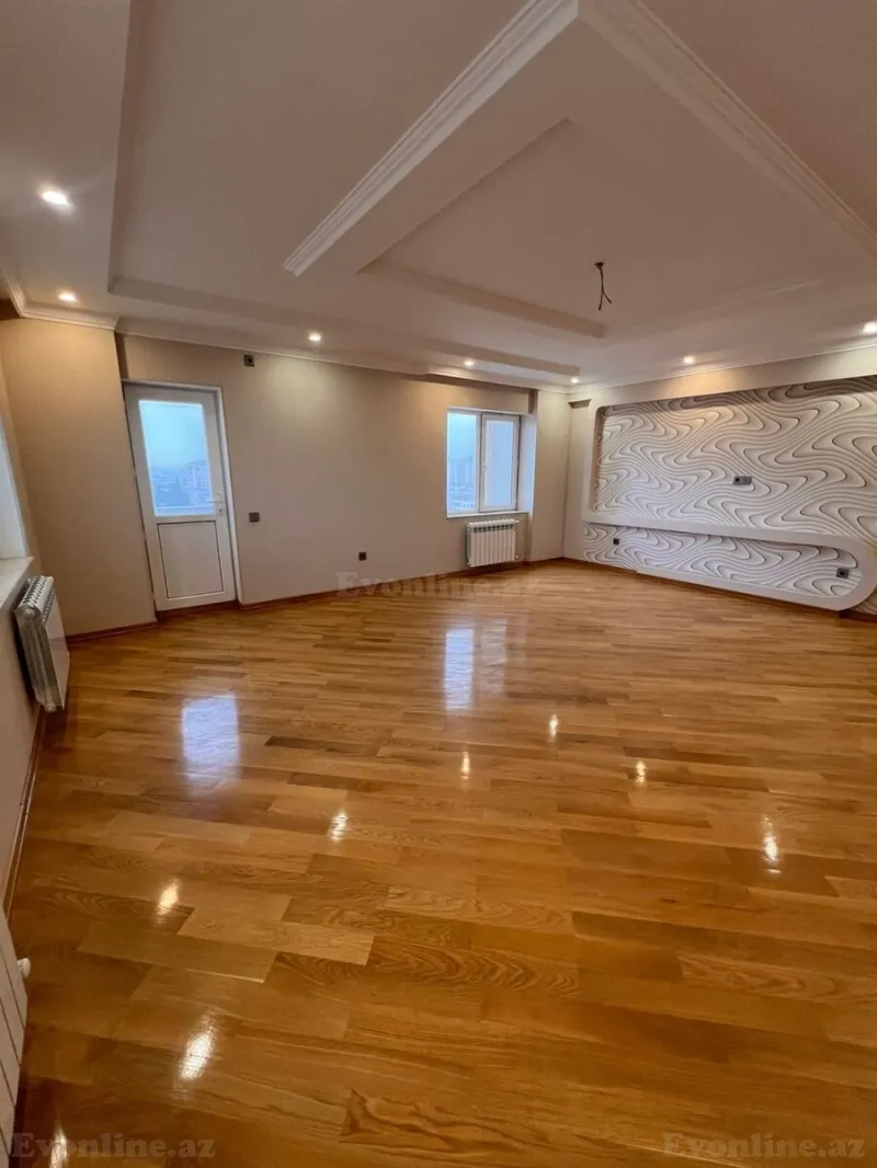 Satılır 3 otaqlı Mənzil Yeni tikili 140 m² Xalqlar Dostluğu m.