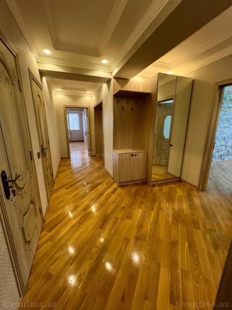 Satılır 3 otaqlı Mənzil Yeni tikili 140 m² Xalqlar Dostluğu m. - şəkil 8