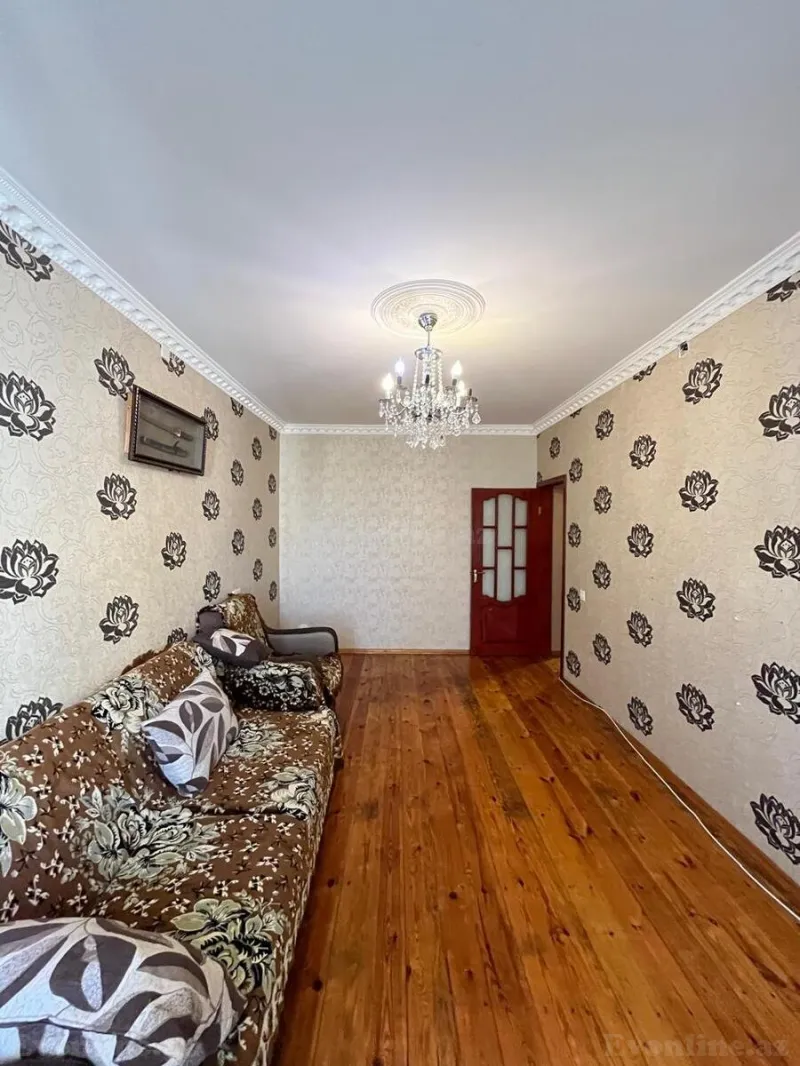 Kirayə verilir 3 otaqlı Mənzil Köhnə tikili 80 m² Xətai r. - şəkil 2