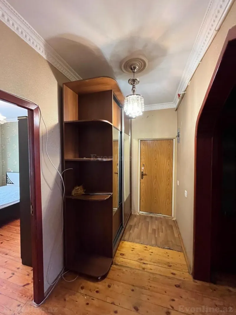 Kirayə verilir 3 otaqlı Mənzil Köhnə tikili 80 m² Xətai r. - şəkil 4