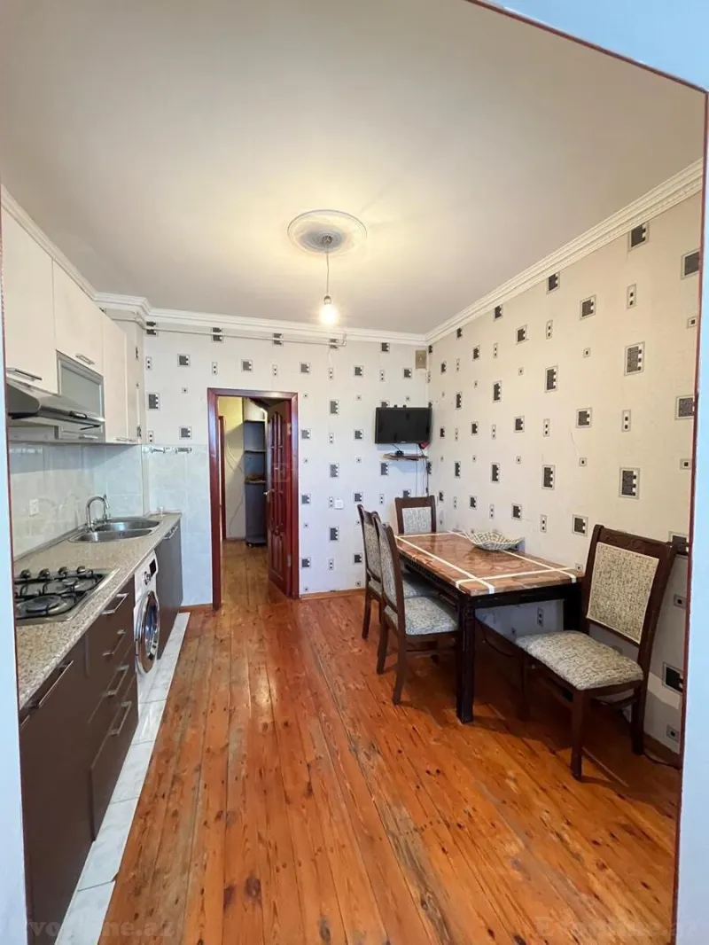 Kirayə verilir 3 otaqlı Mənzil Köhnə tikili 80 m² Xətai r. - şəkil 6