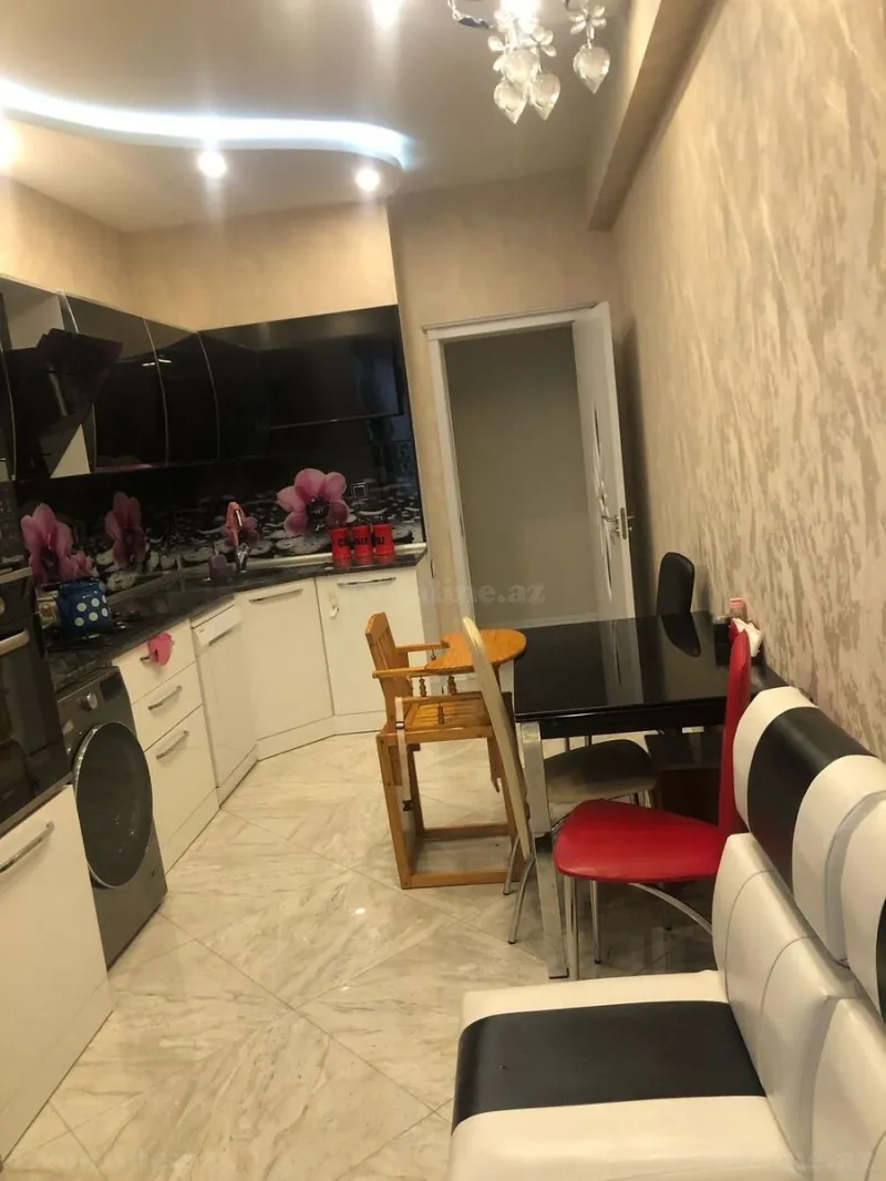 Satılır 5 otaqlı Mənzil Yeni tikili 150 m² Yasamal - şəkil 6