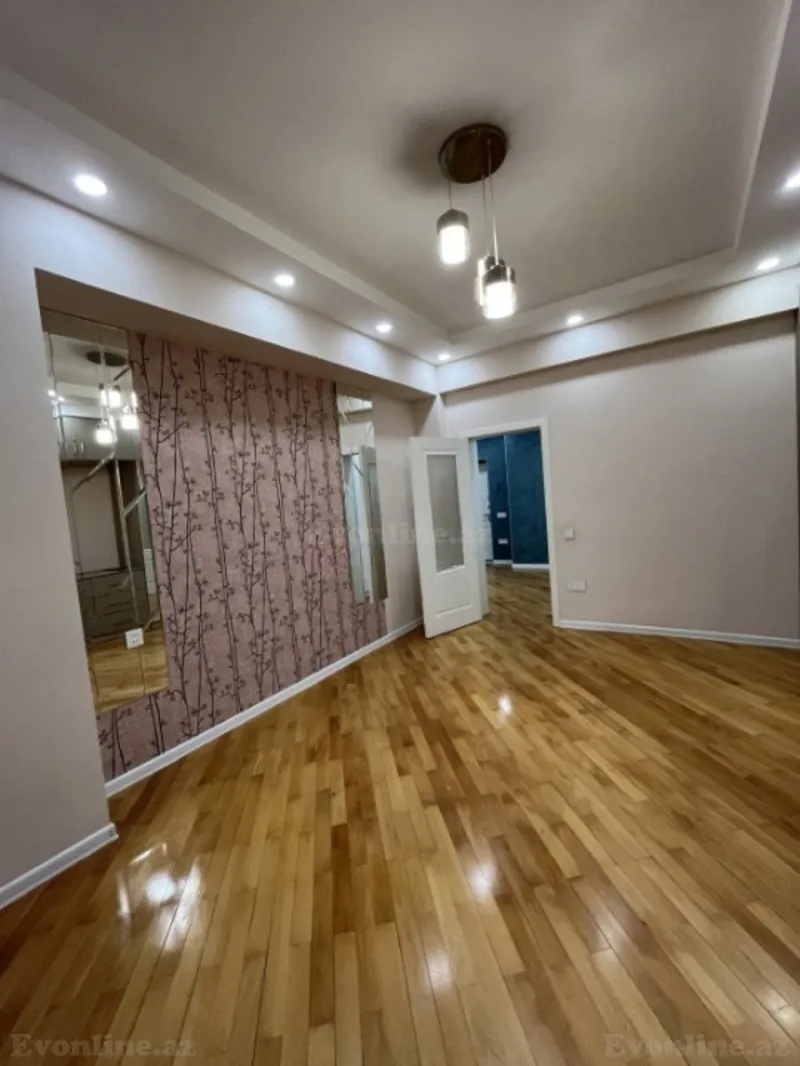 Satılır 3 otaqlı Mənzil Yeni tikili 115 m² 9-cu mikrorayon - şəkil 3
