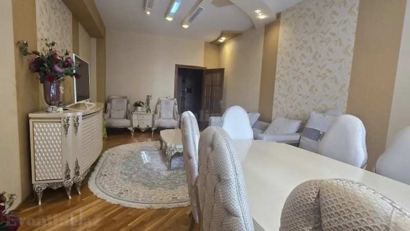 Satılır 3 otaqlı Mənzil Yeni tikili 107 m² 7-ci mikrorayon - şəkil 2