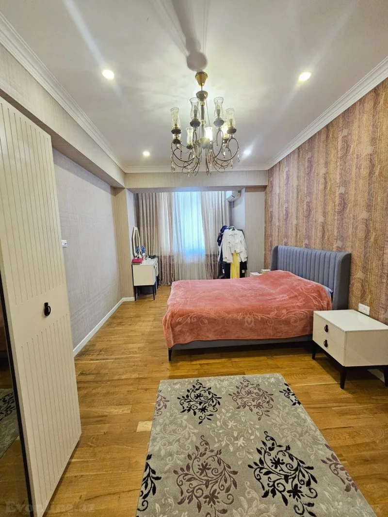 Satılır 4 otaqlı Mənzil Yeni tikili 210 m² 20 Yanvar m. - şəkil 6