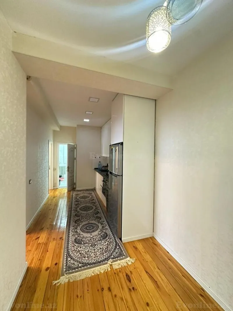 Satılır 3 otaqlı Mənzil Yeni tikili 90 m² Memar Əcəmi m. - şəkil 11