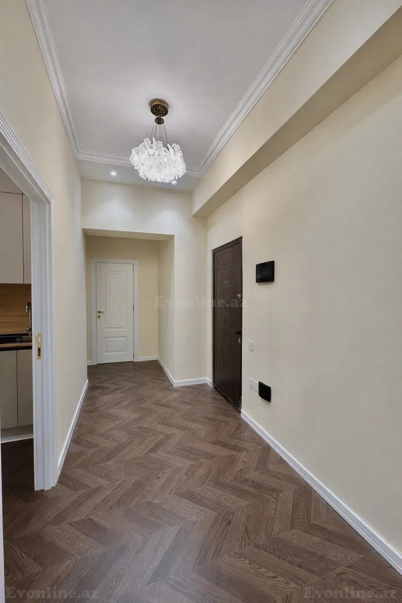 Satılır 2 otaqlı Mənzil Yeni tikili 80 m² Səbail r. - şəkil 9