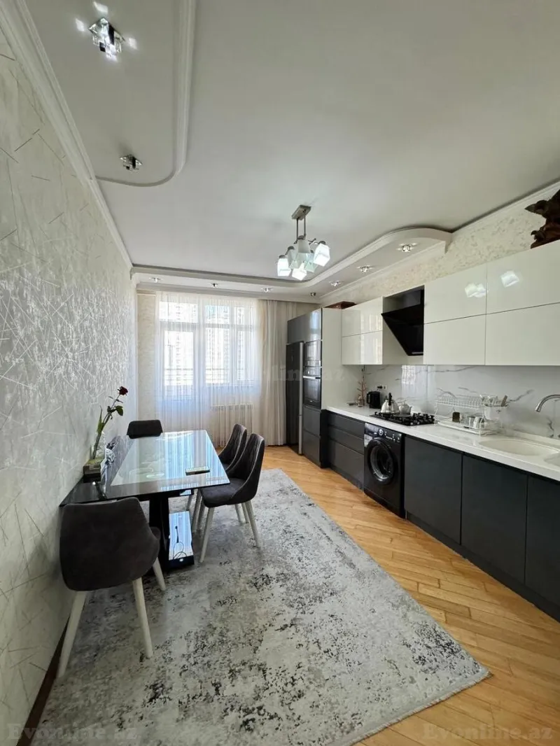 Satılır 3 otaqlı Mənzil Yeni tikili 135 m² 28 May m. - şəkil 22