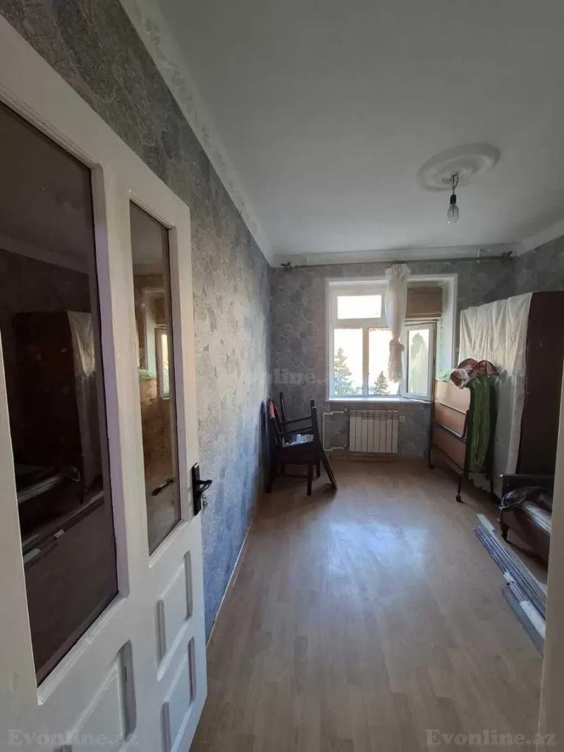 Satılır 2 otaqlı Mənzil Köhnə tikili 60 m² Həzi Aslanov m. - şəkil 3
