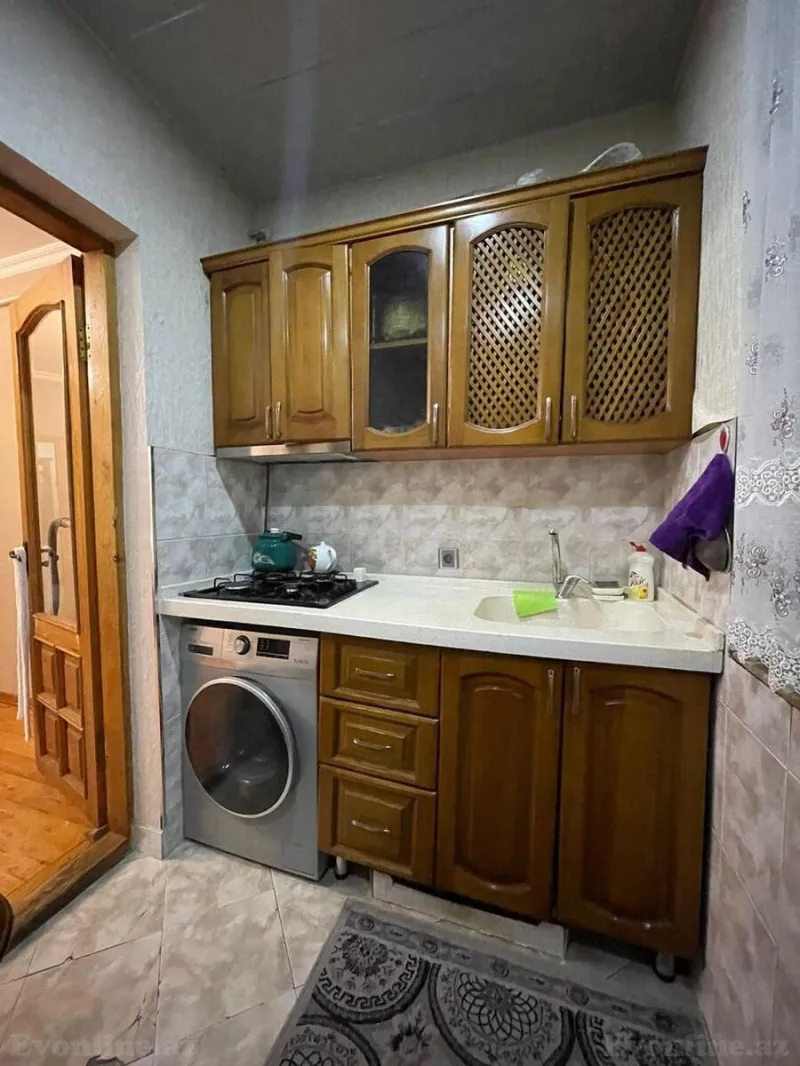 Kirayə verilir 3 otaqlı Mənzil Köhnə tikili 70 m² 8-ci mikrorayon