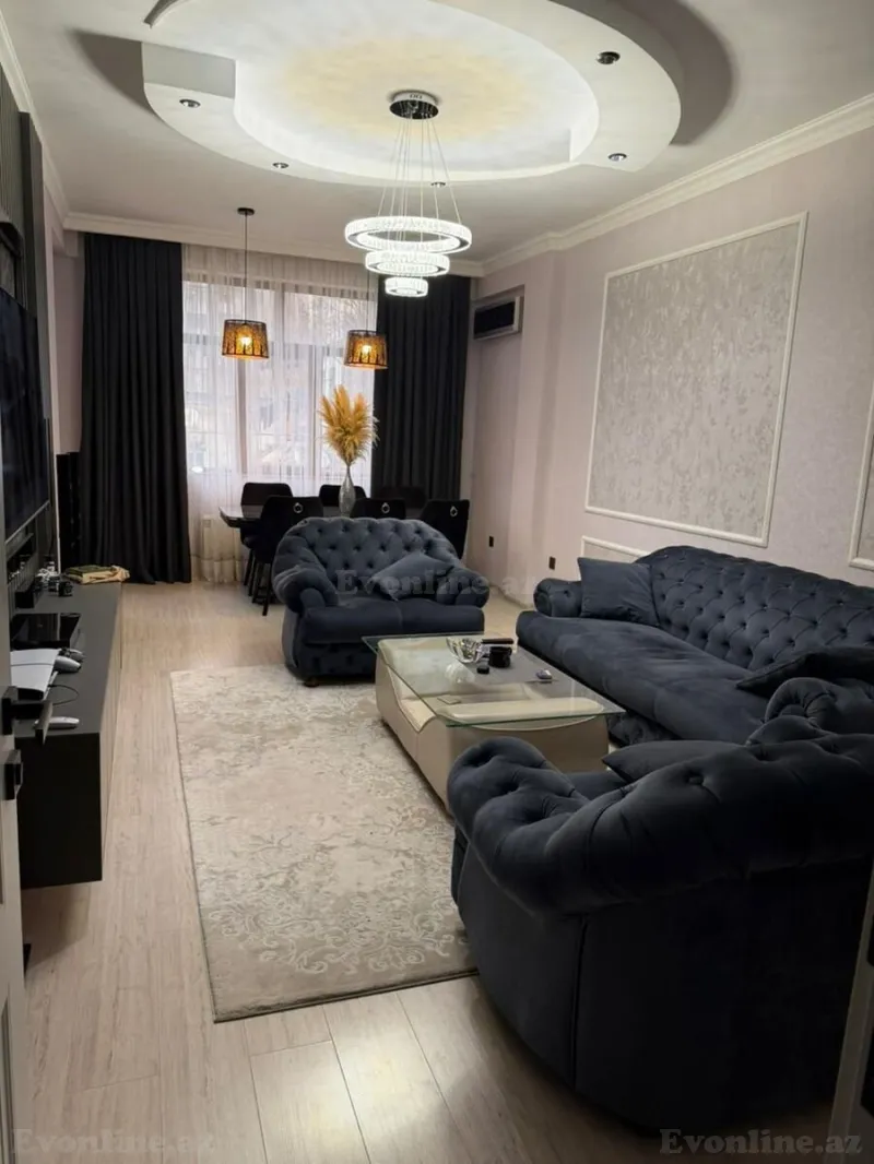 Satılır 3 otaqlı Mənzil Yeni tikili 100 m² 28 May m.