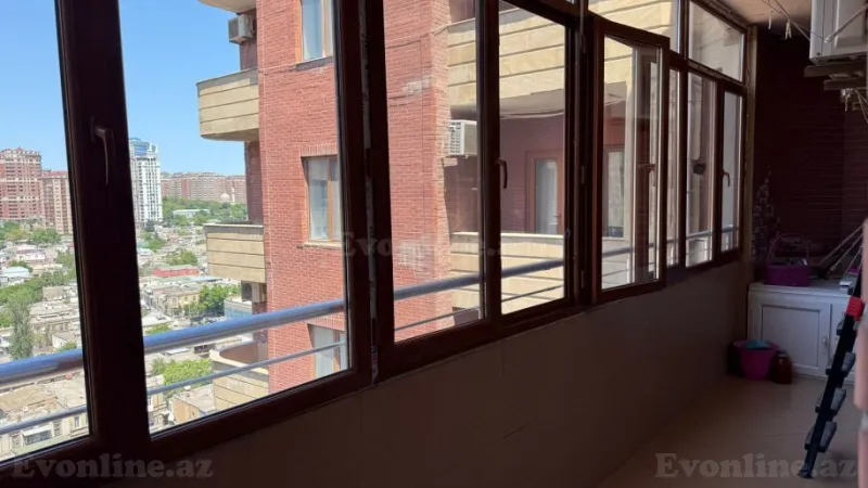 Satılır 5 otaqlı Mənzil Yeni tikili 240 m² Nizami m. - şəkil 12