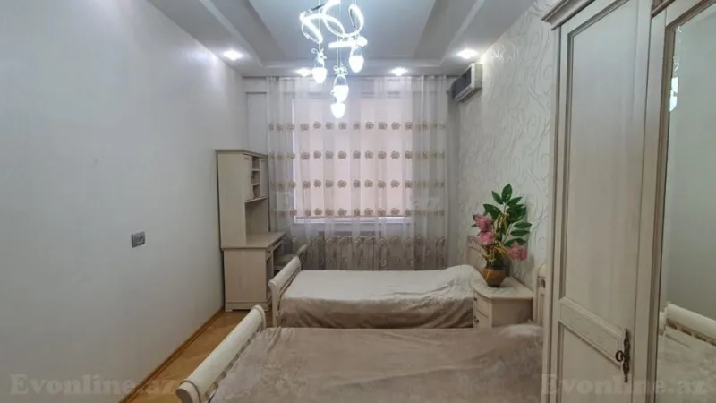 Satılır 3 otaqlı Mənzil Yeni tikili 145 m² Qara Qarayev m. - şəkil 9