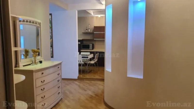 Satılır 3 otaqlı Mənzil Yeni tikili 145 m² Qara Qarayev m. - şəkil 15