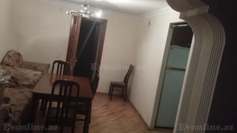 Kirayə verilir 3 otaqlı Mənzil Köhnə tikili 110 m² Neftçilər m.