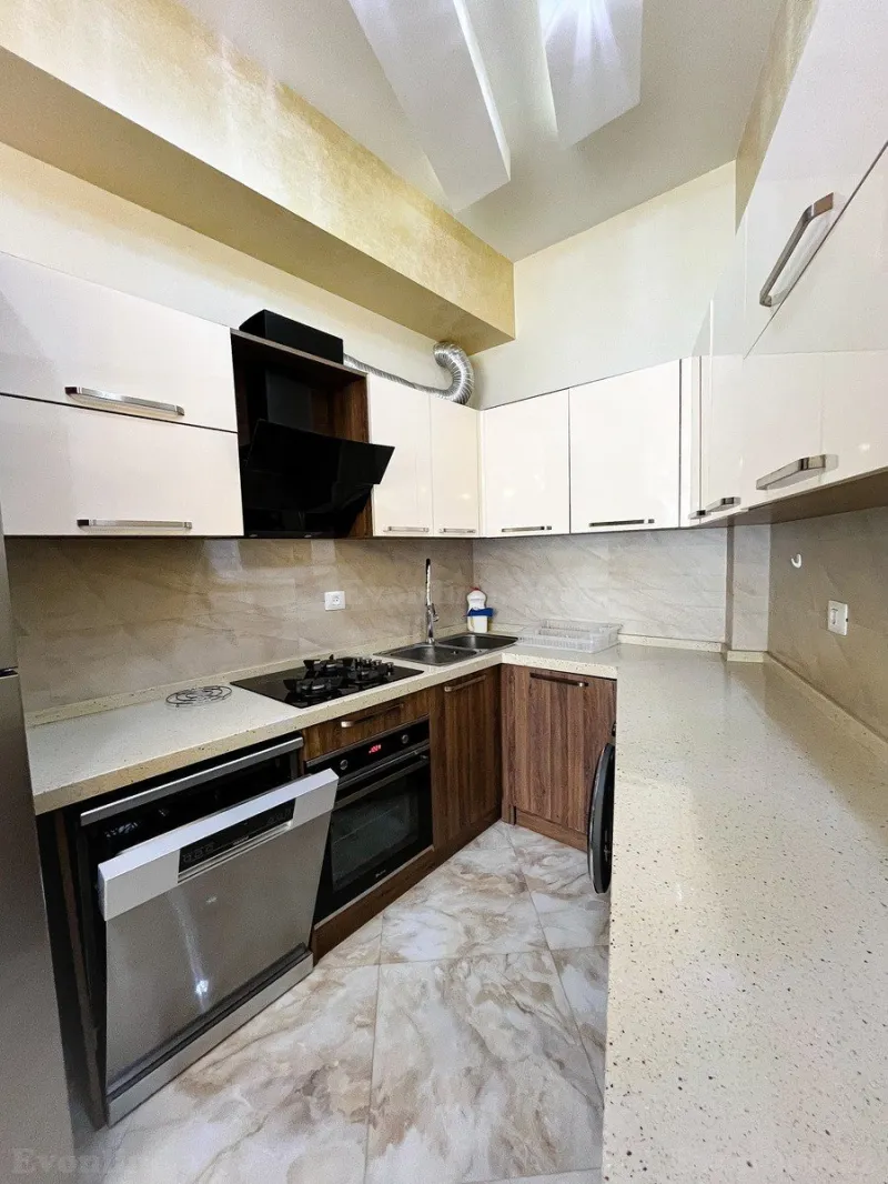 Kirayə verilir 3 otaqlı Mənzil Yeni tikili 125 m² Nizami m. - şəkil 7