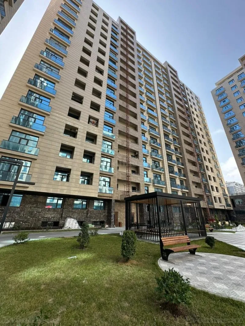 Satılır 2 otaqlı Mənzil Yeni tikili 83 m² 28 May m.