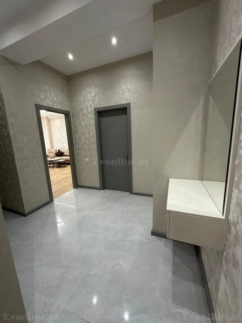 Satılır 2 otaqlı Mənzil Yeni tikili 83 m² 28 May m. - şəkil 12