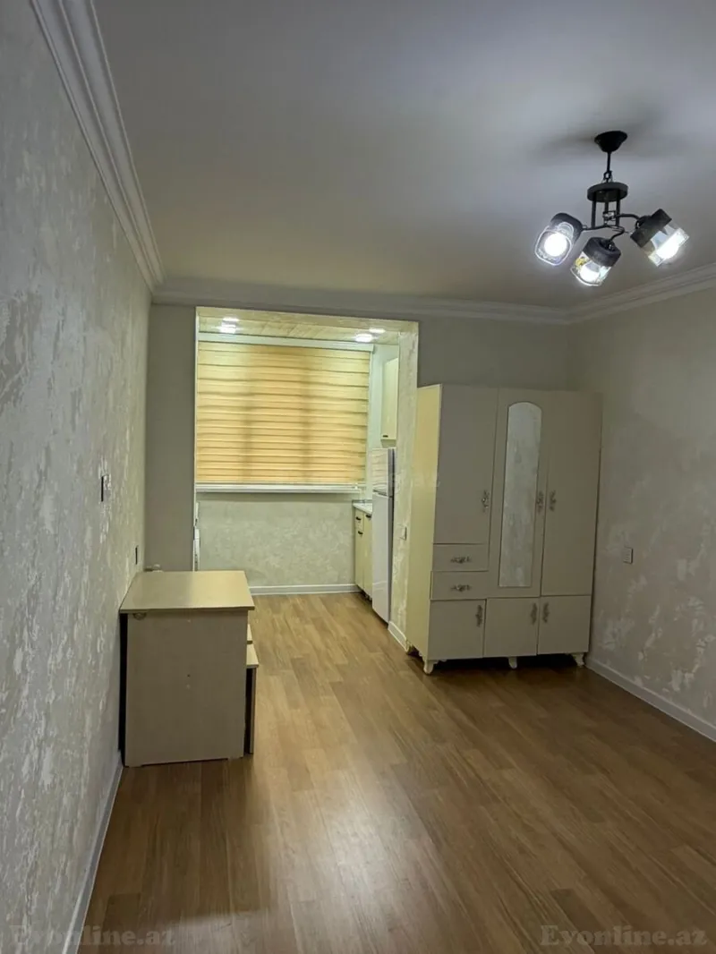 Satılır 2 otaqlı Mənzil Köhnə tikili 35 m² 8-ci kilometr - şəkil 2