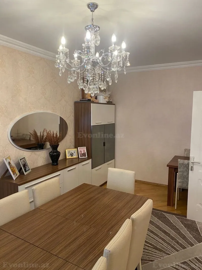 Satılır 5 otaqlı Mənzil Köhnə tikili 120 m² İnşaatçılar m. - şəkil 7