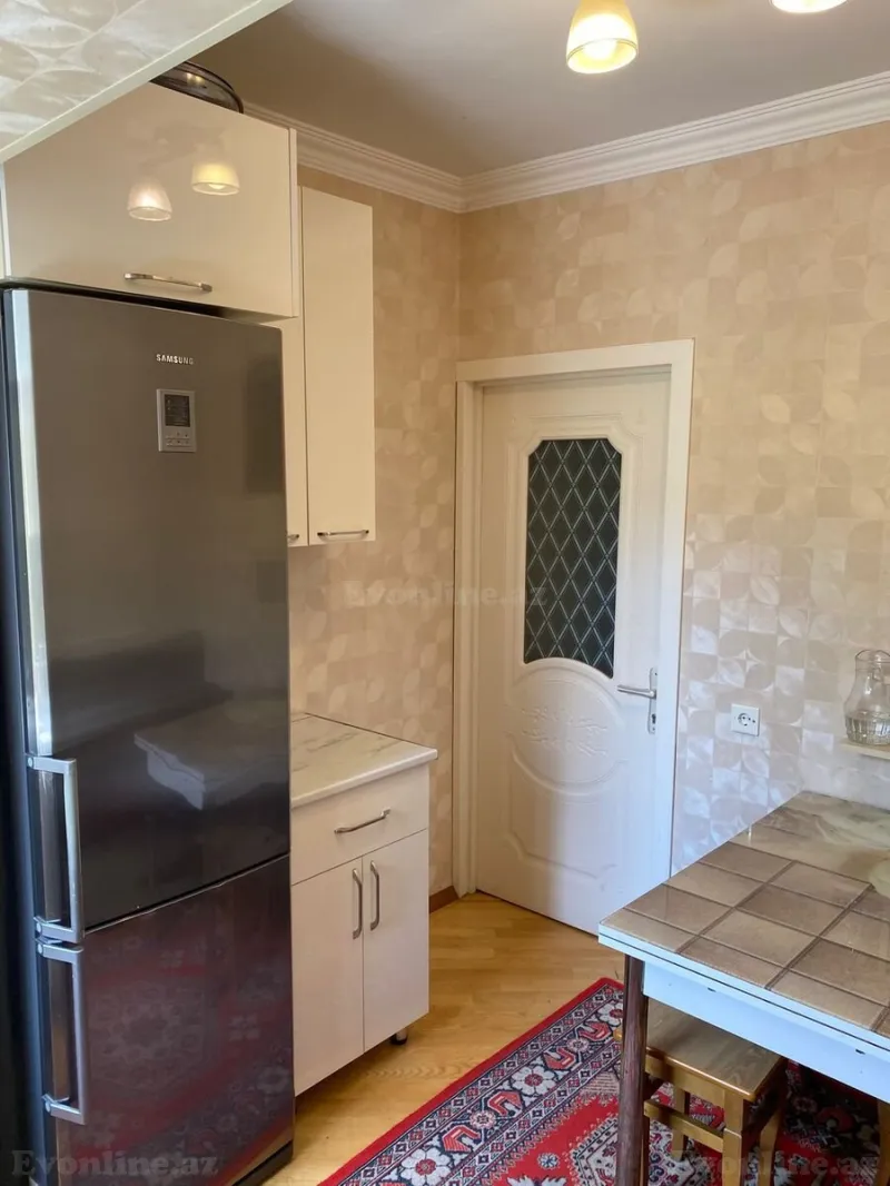 Satılır 5 otaqlı Mənzil Köhnə tikili 120 m² İnşaatçılar m. - şəkil 10