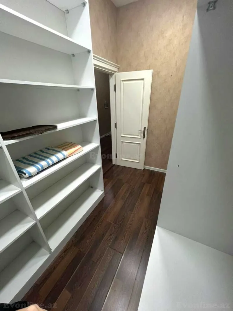 Kirayə verilir 3 otaqlı Mənzil Yeni tikili 135 m² Nəsimi r. - şəkil 12