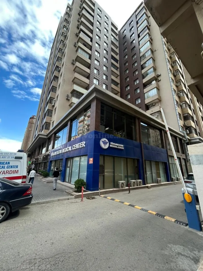 Satılır 3 otaqlı Mənzil Yeni tikili 148 m² 8 Noyabr m. - şəkil 2