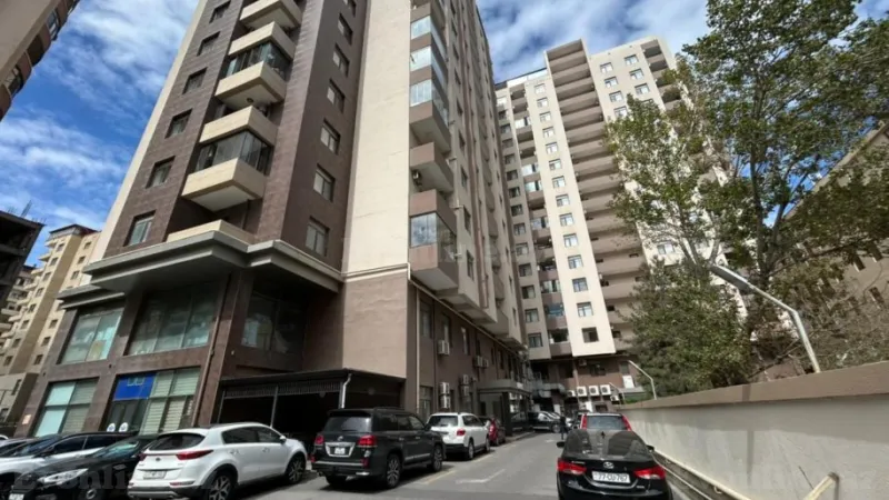 Satılır 3 otaqlı Mənzil Yeni tikili 148 m² 8 Noyabr m. - şəkil 3